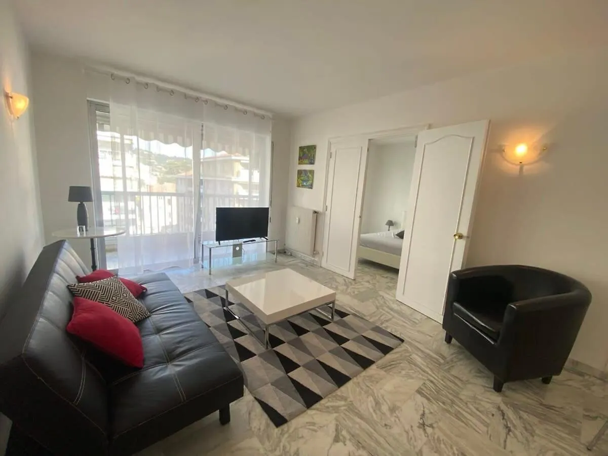 C062 Appart Fonctionne Proche Du Centre Cannes Apartment